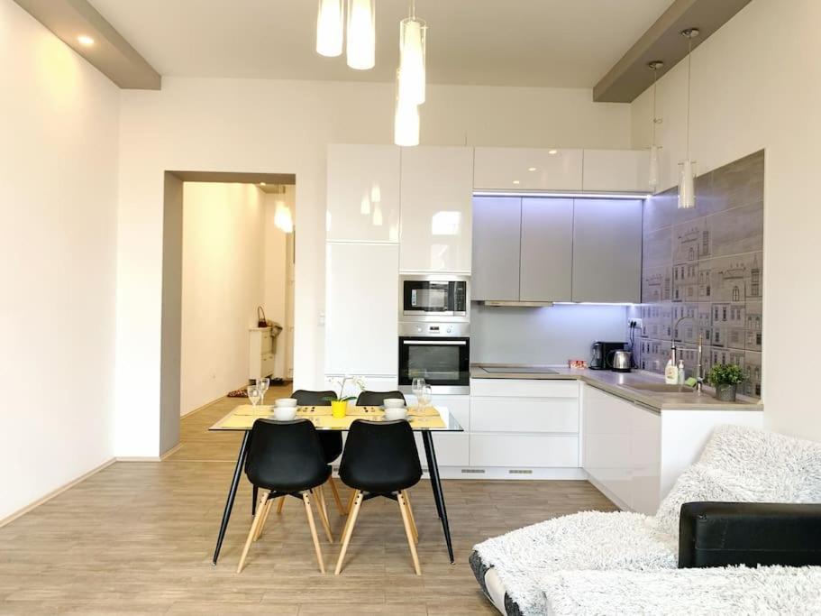 Apartment Central Sunny 3