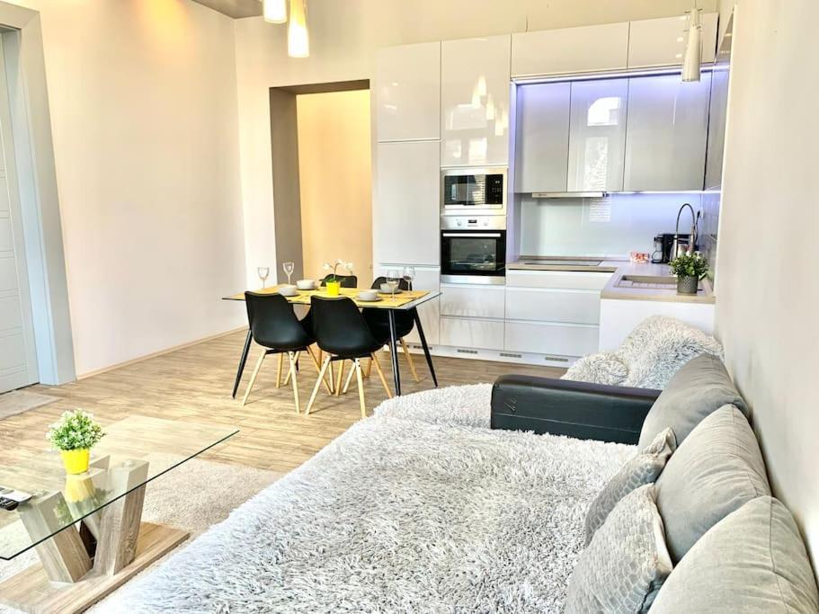 Central Sunny 3 Apartamento